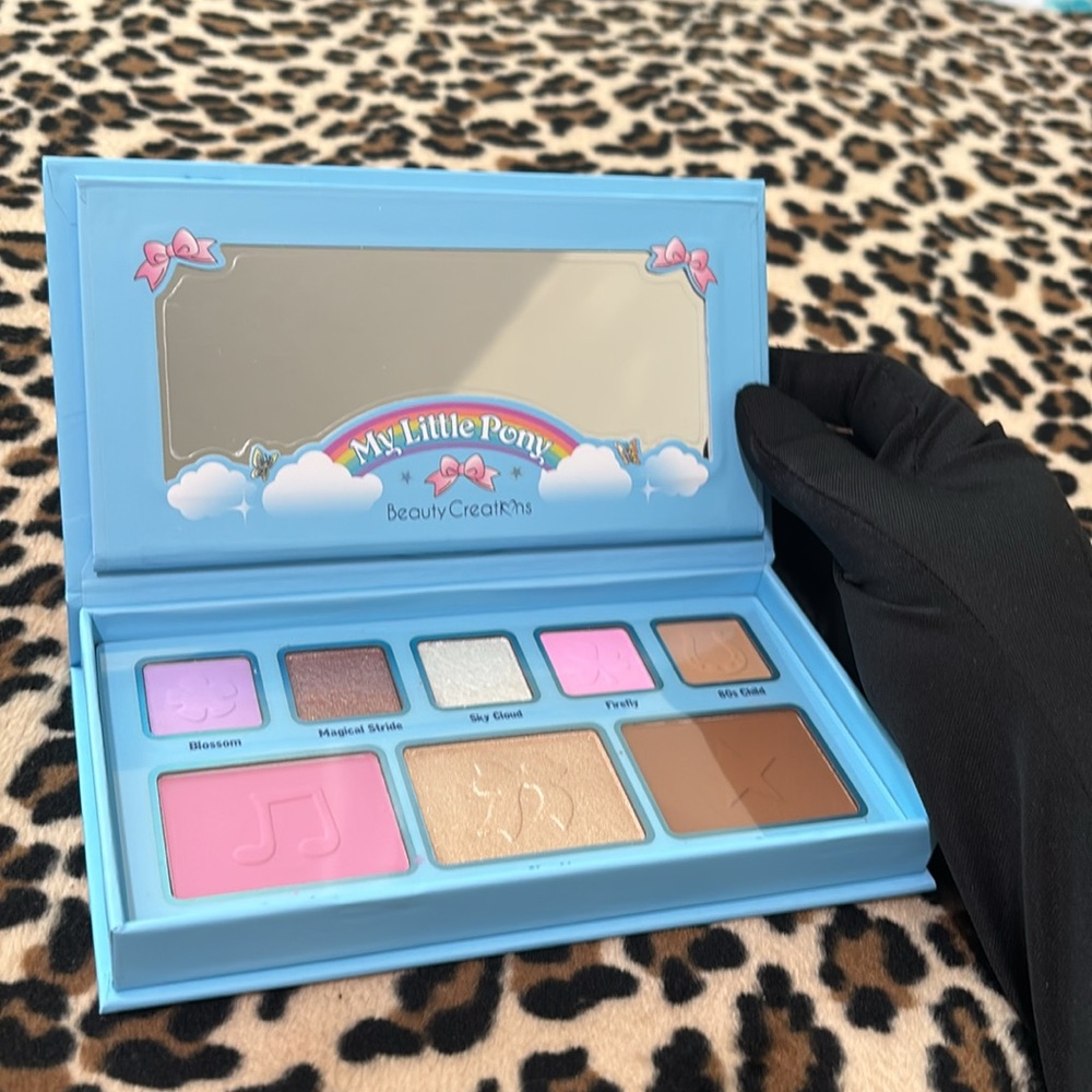 MY LITTLE PONY 🩷 Eyeshadow Face Pallette Makeup 80s Pink Pastel Cloud Beauty - Picture 7 of 15